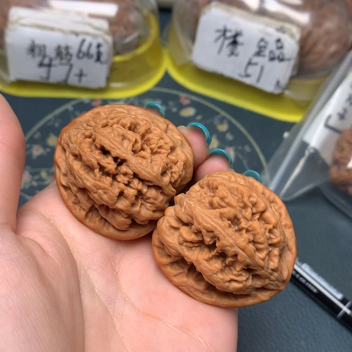 文玩核桃把件40-32041-0