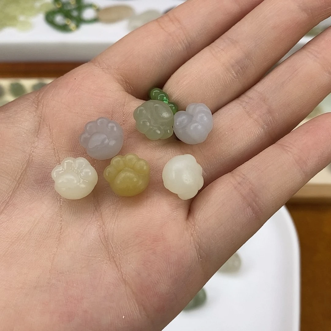 一***️和田玉未镶嵌吊坠(赠链)