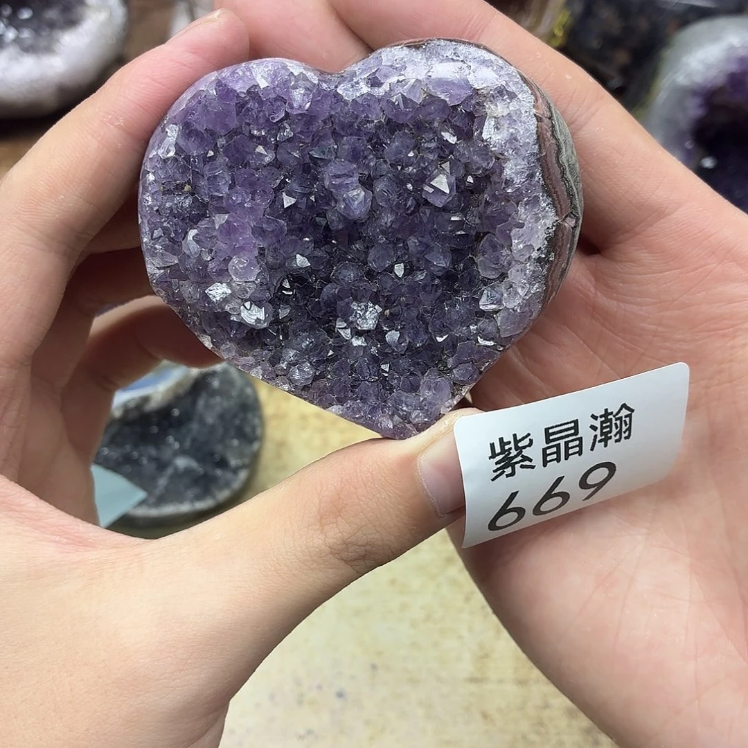 水晶未镶嵌大型摆件（非配饰）