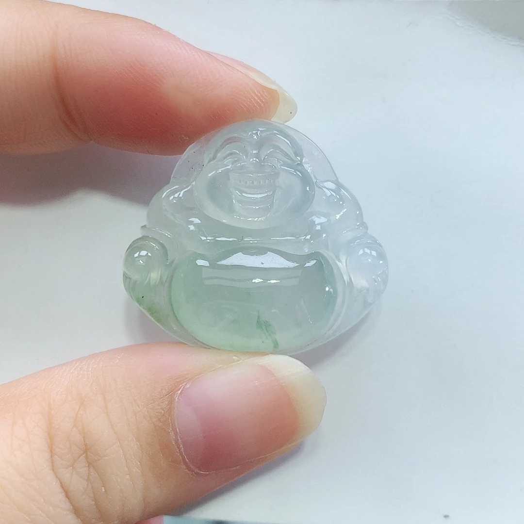 翡翠18K金镶嵌颈饰佛