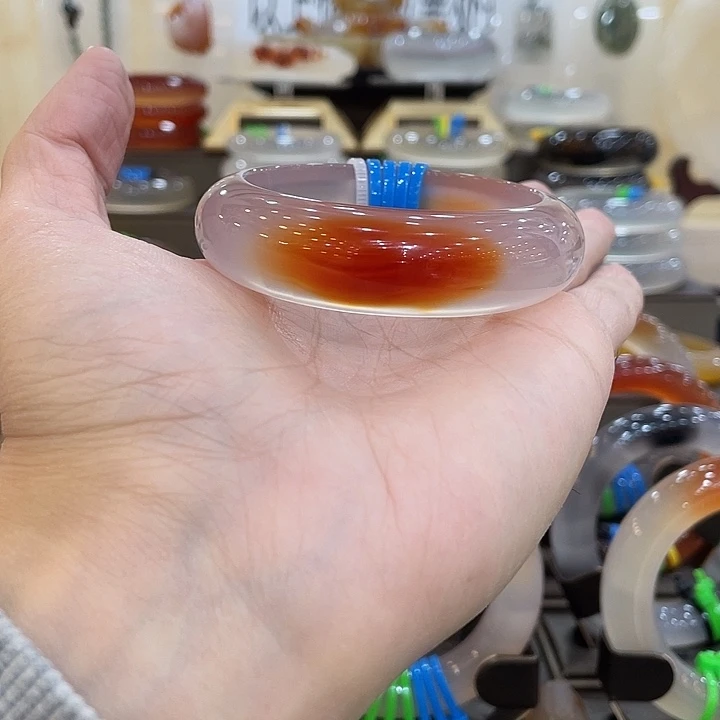 玛瑙/玉髓未镶嵌手镯44