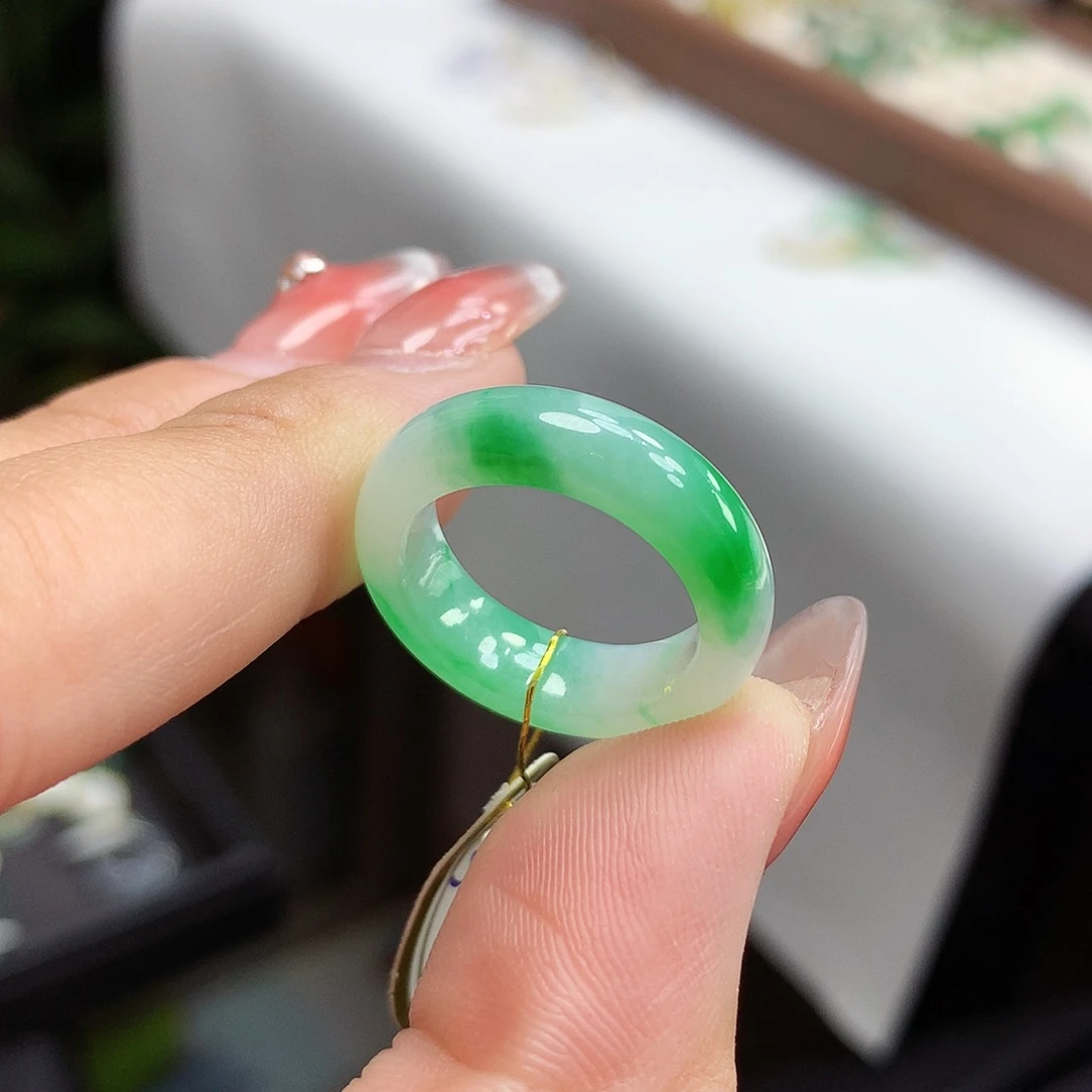 翡翠戒指未镶嵌14号