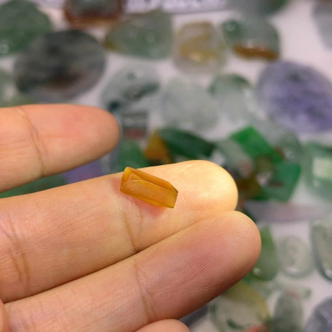 定制翡翠未镶嵌天然翡翠定制