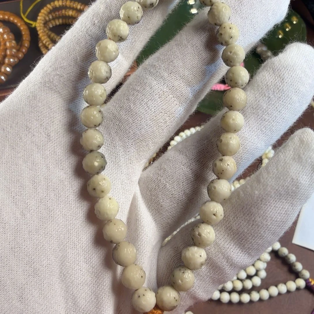 星月菩提吊坠石玉料