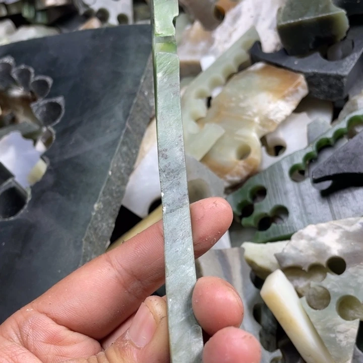 未镶嵌和田玉珠宝半成品