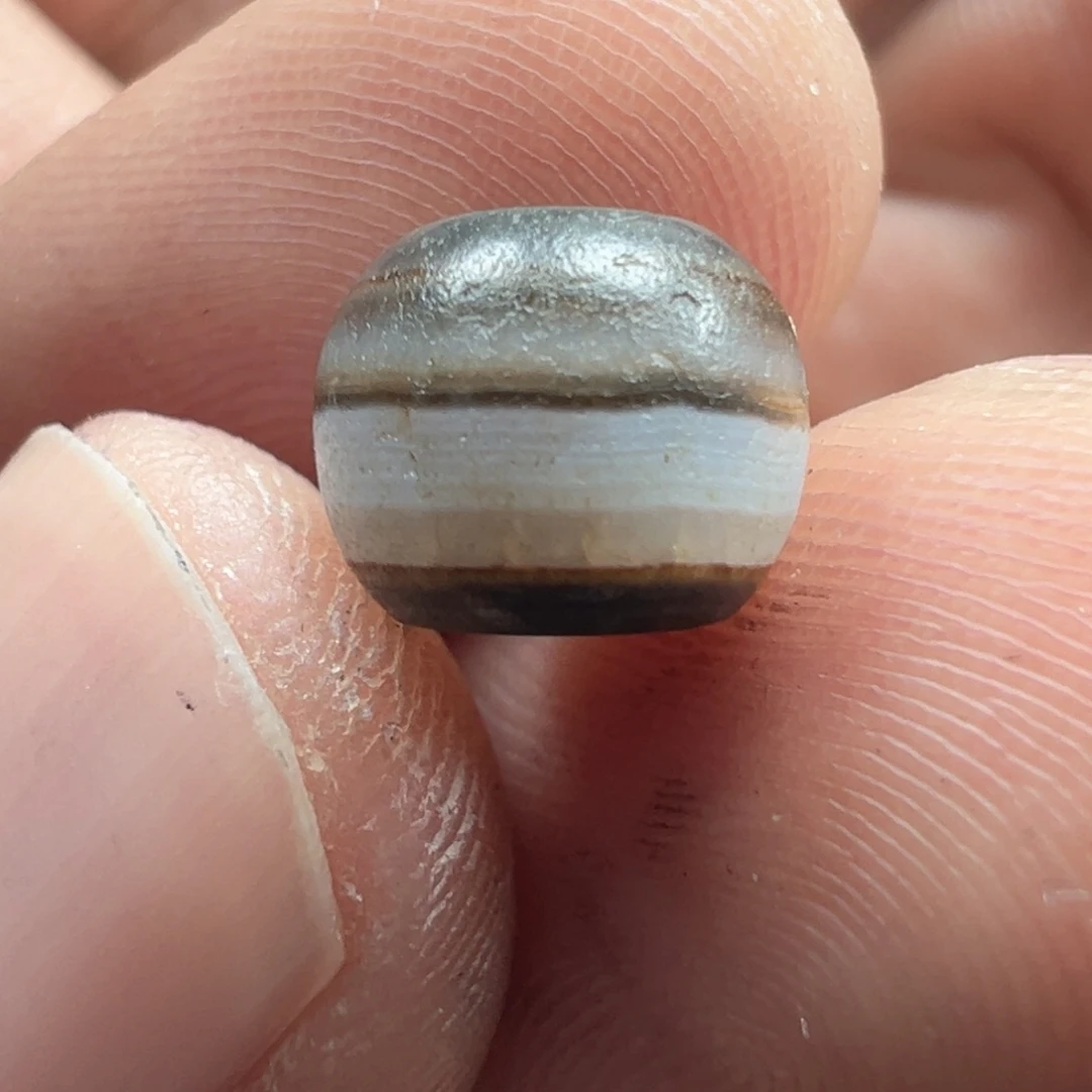 泥塑xy25-23     8.7×6.9药师剁珠