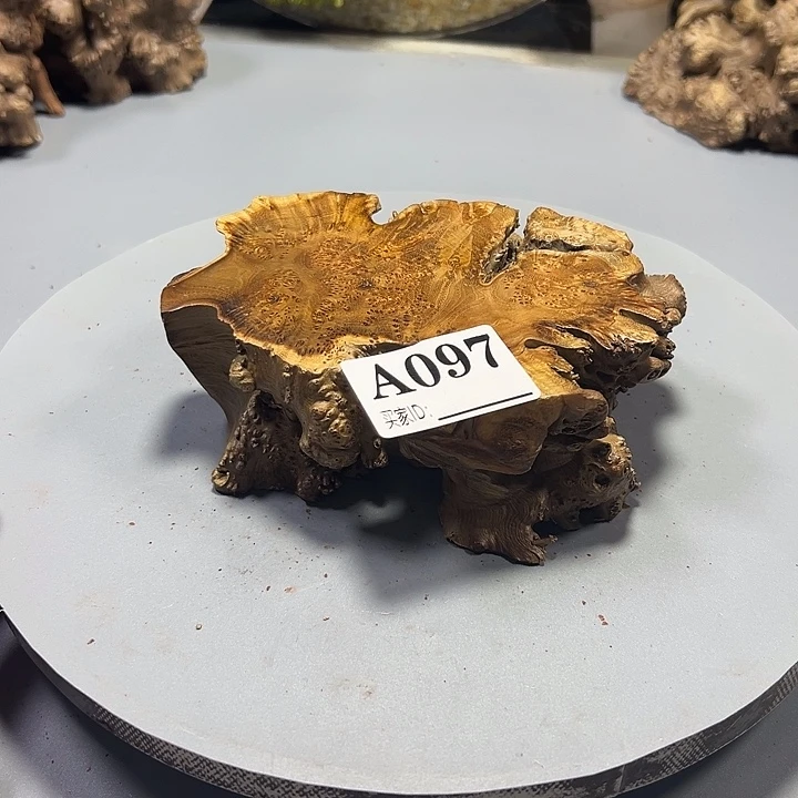 墨***烨大果紫檀（缅甸花梨）