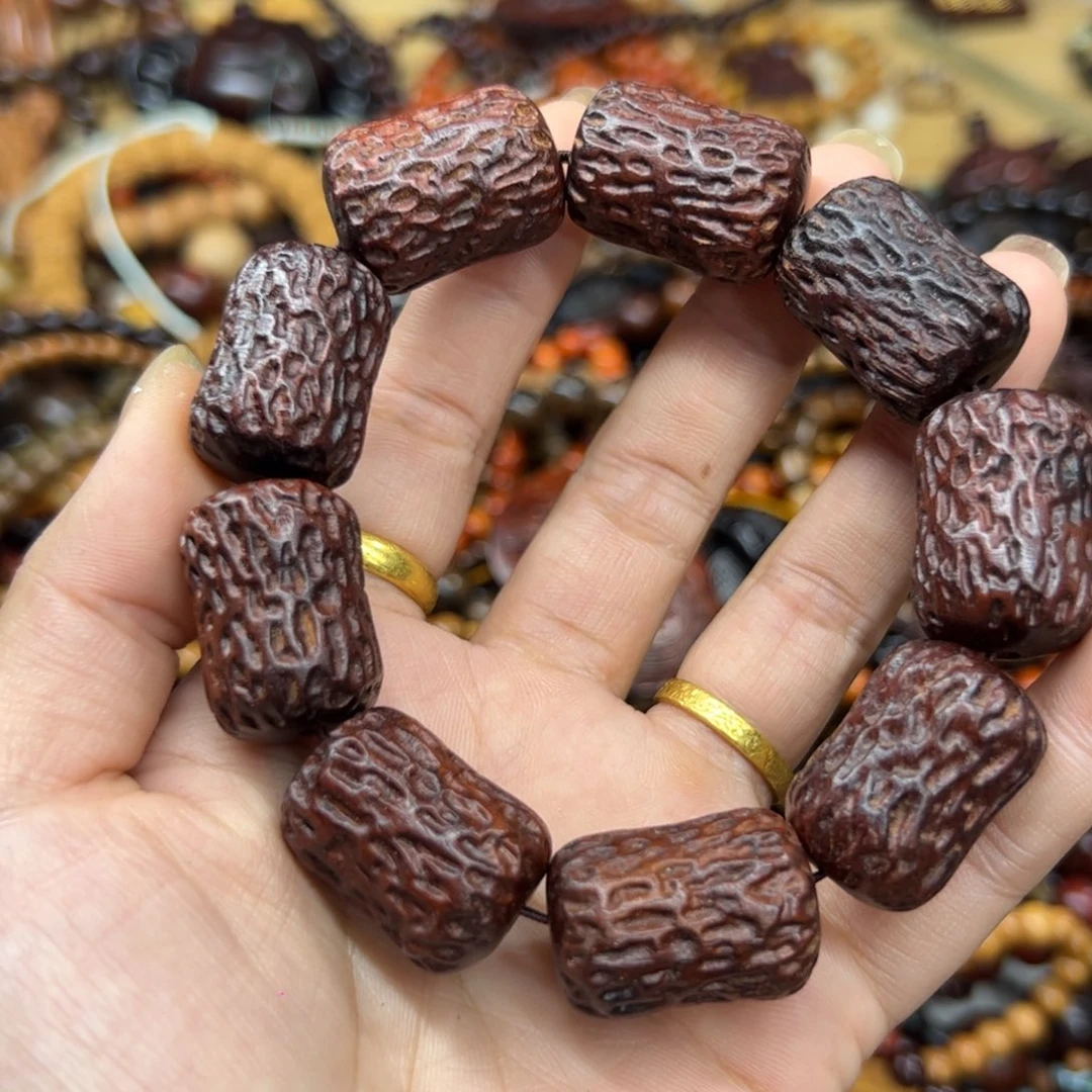 维腊木（绿檀）无事牌