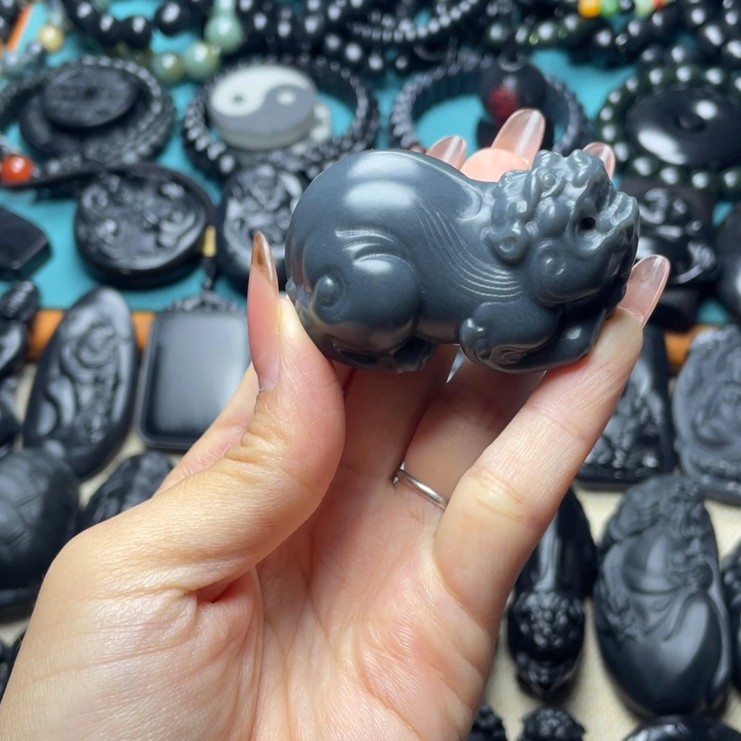 未镶嵌和田玉把件