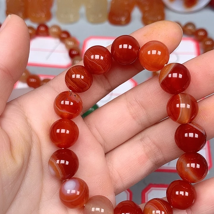 孙***娘玛瑙/玉髓未镶嵌颈饰