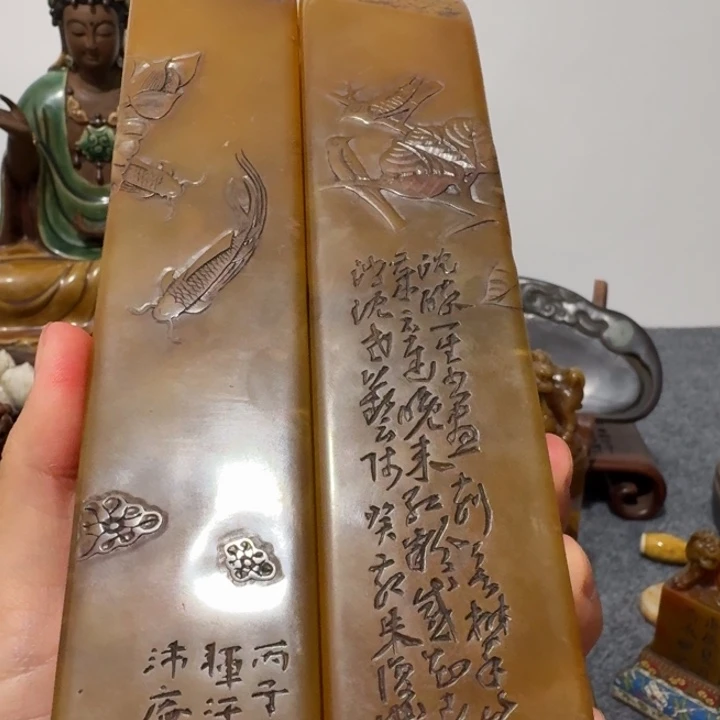 刘***哥石材手工艺品摆件