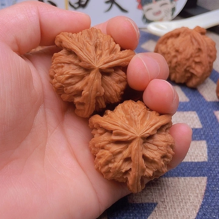 吊坠文玩核桃~****⁰三棱