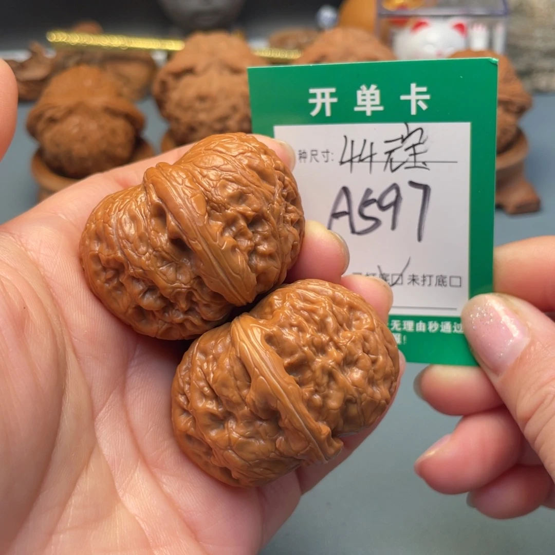 吊坠桃核文玩核桃