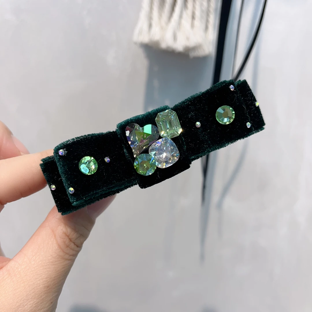 P725泡菜绿色闪亮弹簧夹