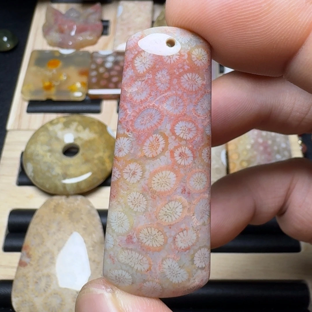 硅化玉未镶嵌纯天然色有机玉石保真色