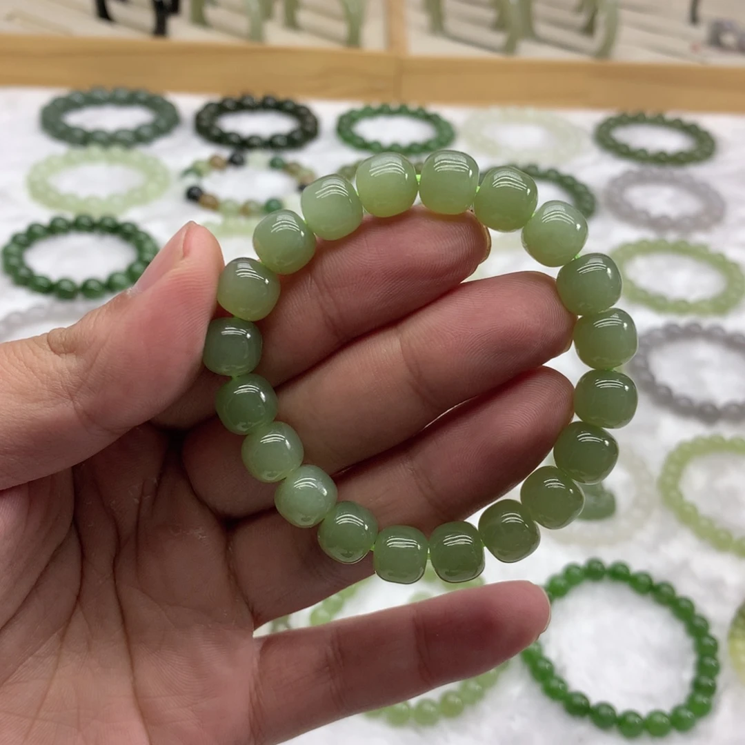 和田玉未镶嵌手串（晴绿9.8）