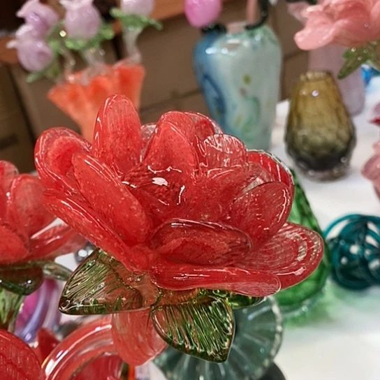 琉璃花瓶高45厘米宽12厘米