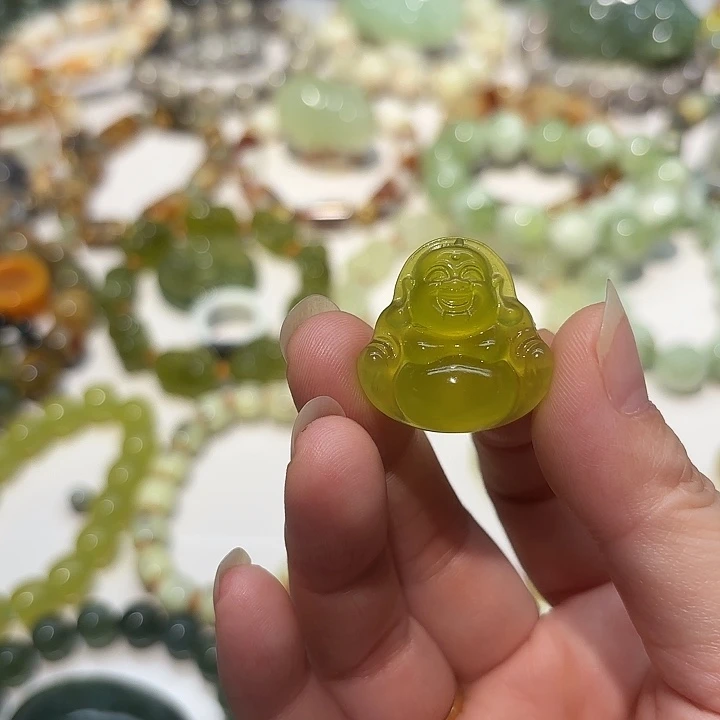 蛇纹石玉未镶嵌吊坠S****w