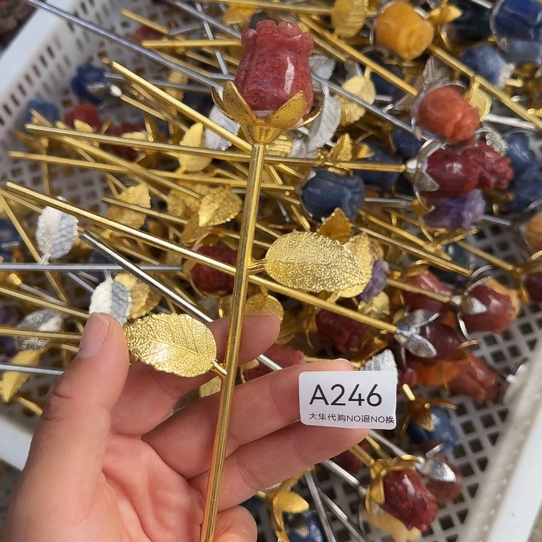 H***a足金镶嵌手链烟晶白