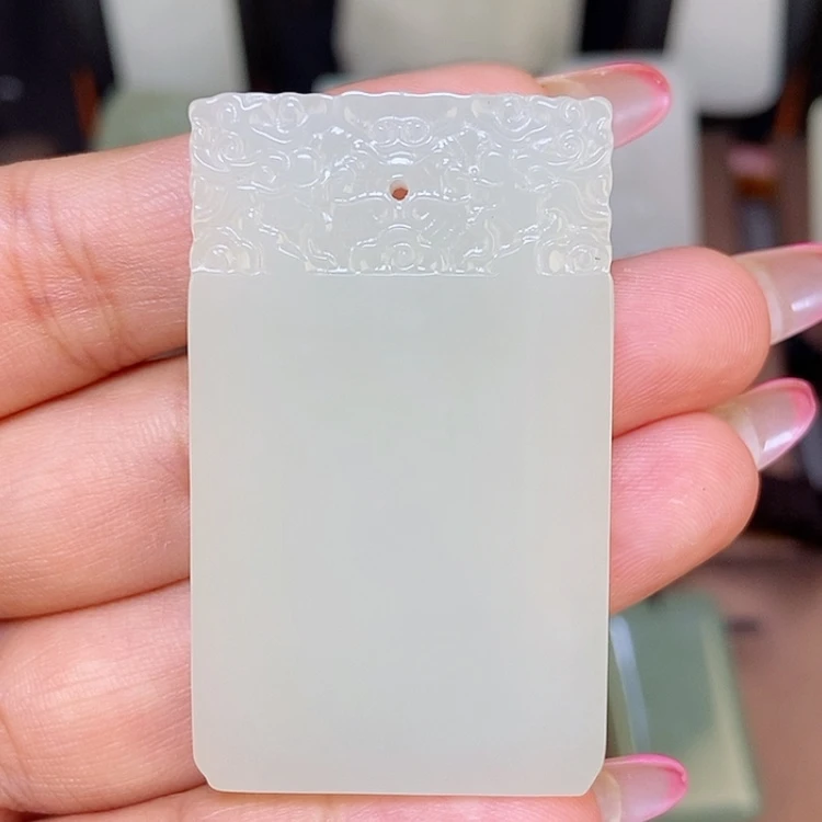 【闪购商品】颈饰未镶嵌和田玉