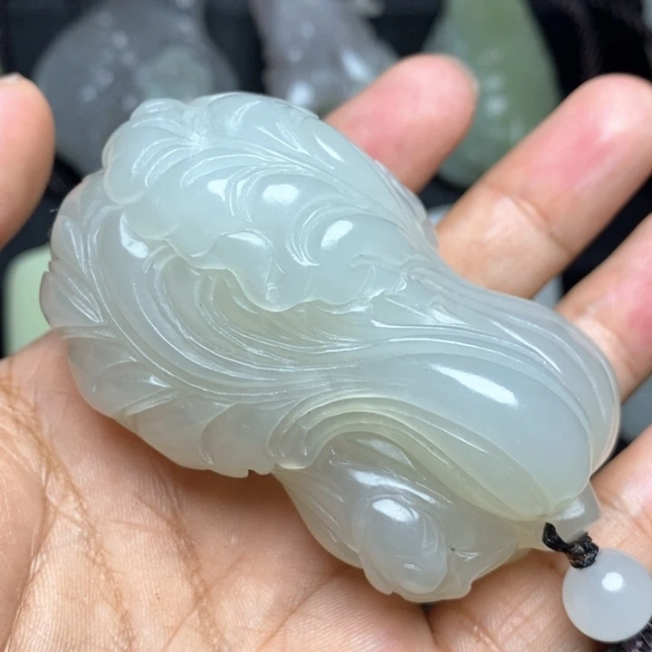 颈饰未镶嵌和田玉