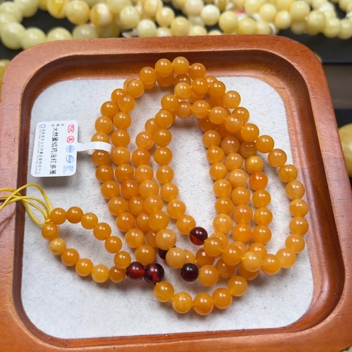 琥珀未镶嵌珠宝奇石M8号6.8+鸡油红多圈