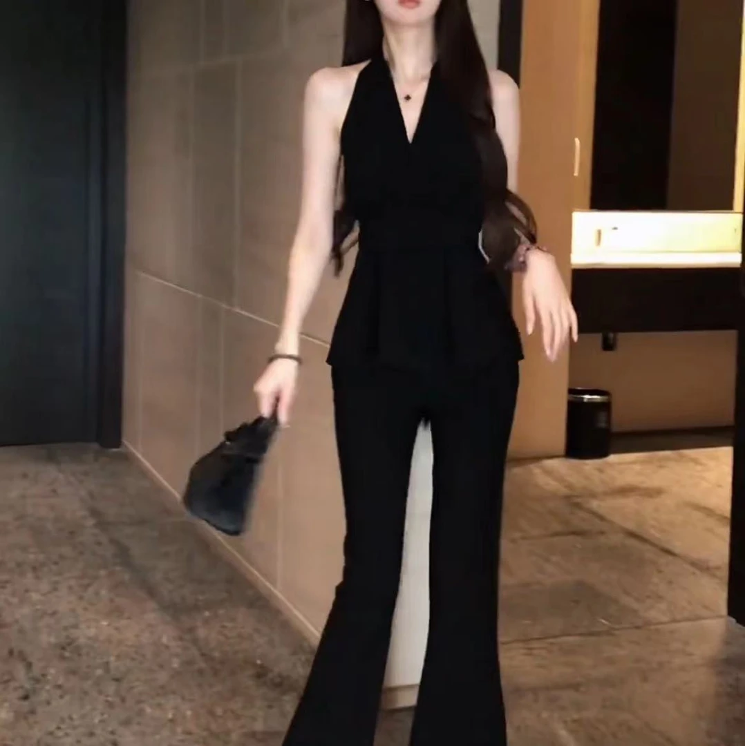 2025夏季新款气质挂脖露背收腰系带V领无袖上衣高腰微喇长裤套装