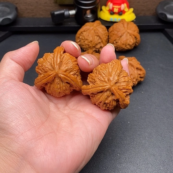 老***徐把件文玩核桃白奔