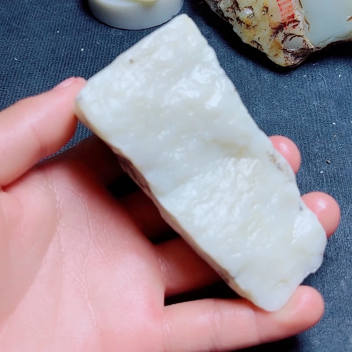 和田玉未镶嵌珠宝奇石