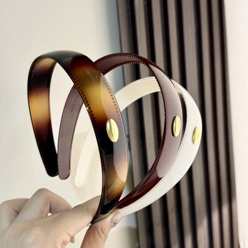 东大门 韩系经典小金标复古发箍高级轻奢简约款发饰3040