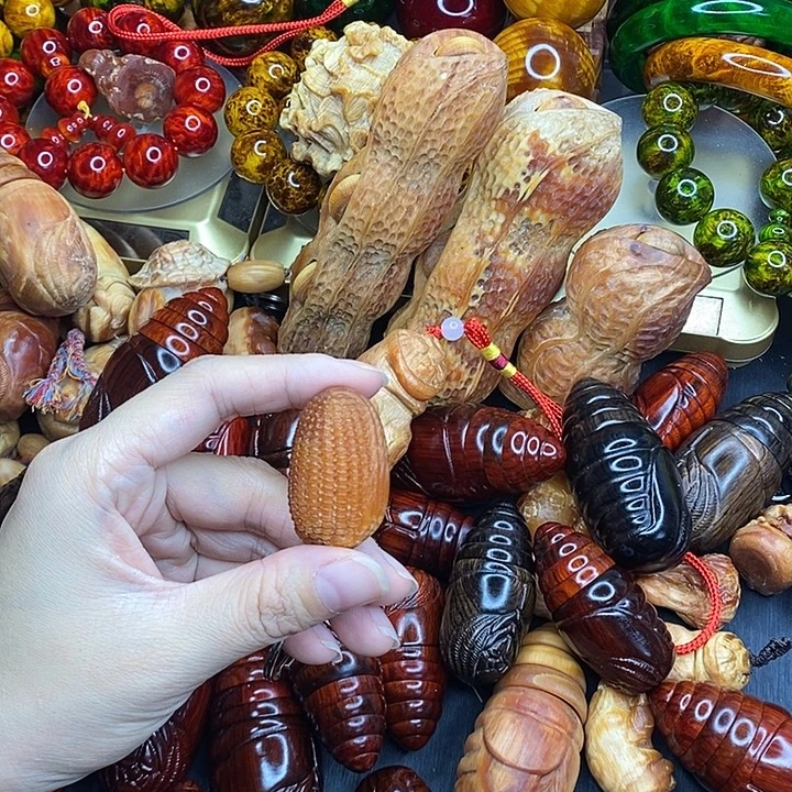 琥珀木琥珀木文玩手串