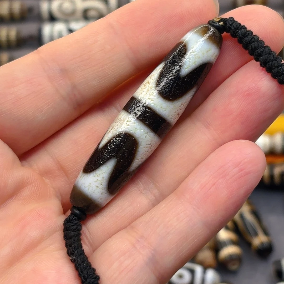 玛瑙/玉髓未镶嵌珠宝半成品重****锯