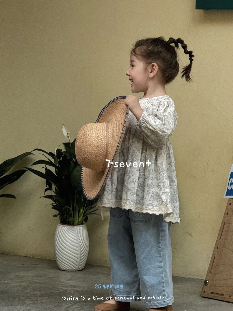 7seven2025 年新款春款长袖碎花连衣裙女童洋气宽松