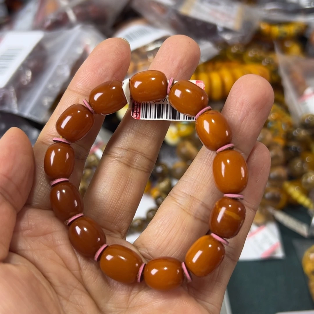 未镶嵌琥珀珠宝奇石340