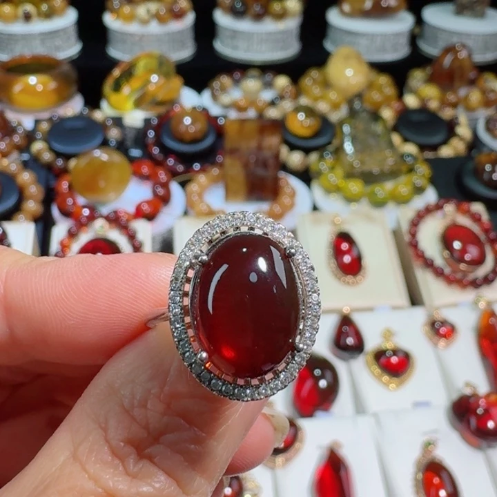 高***6琥珀银S925镶嵌裸石天然缅甸血珀戒指