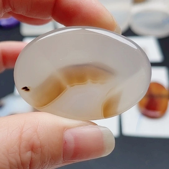 玛瑙/玉髓珠宝半成品未镶嵌曾**时