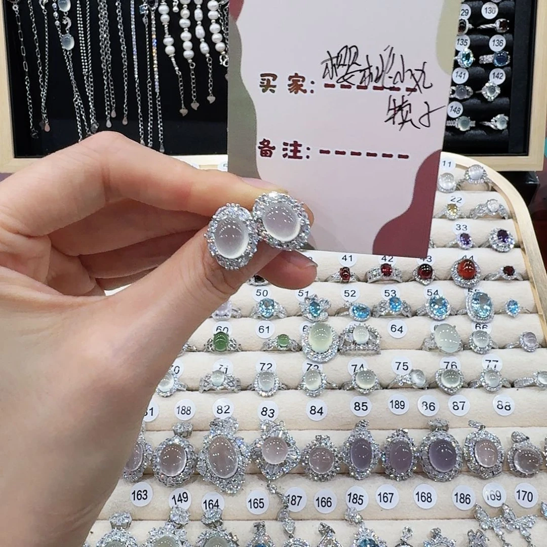 樱****蛇纹石玉银S925镶嵌耳钉耳钉