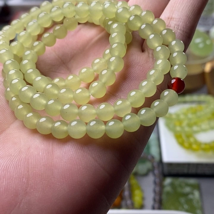 未镶嵌蛇纹石玉颈饰