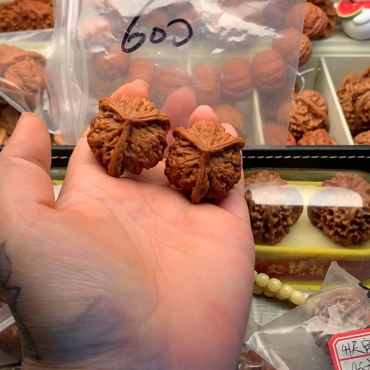 文玩核桃吊坠盘山三棱40尺寸全品