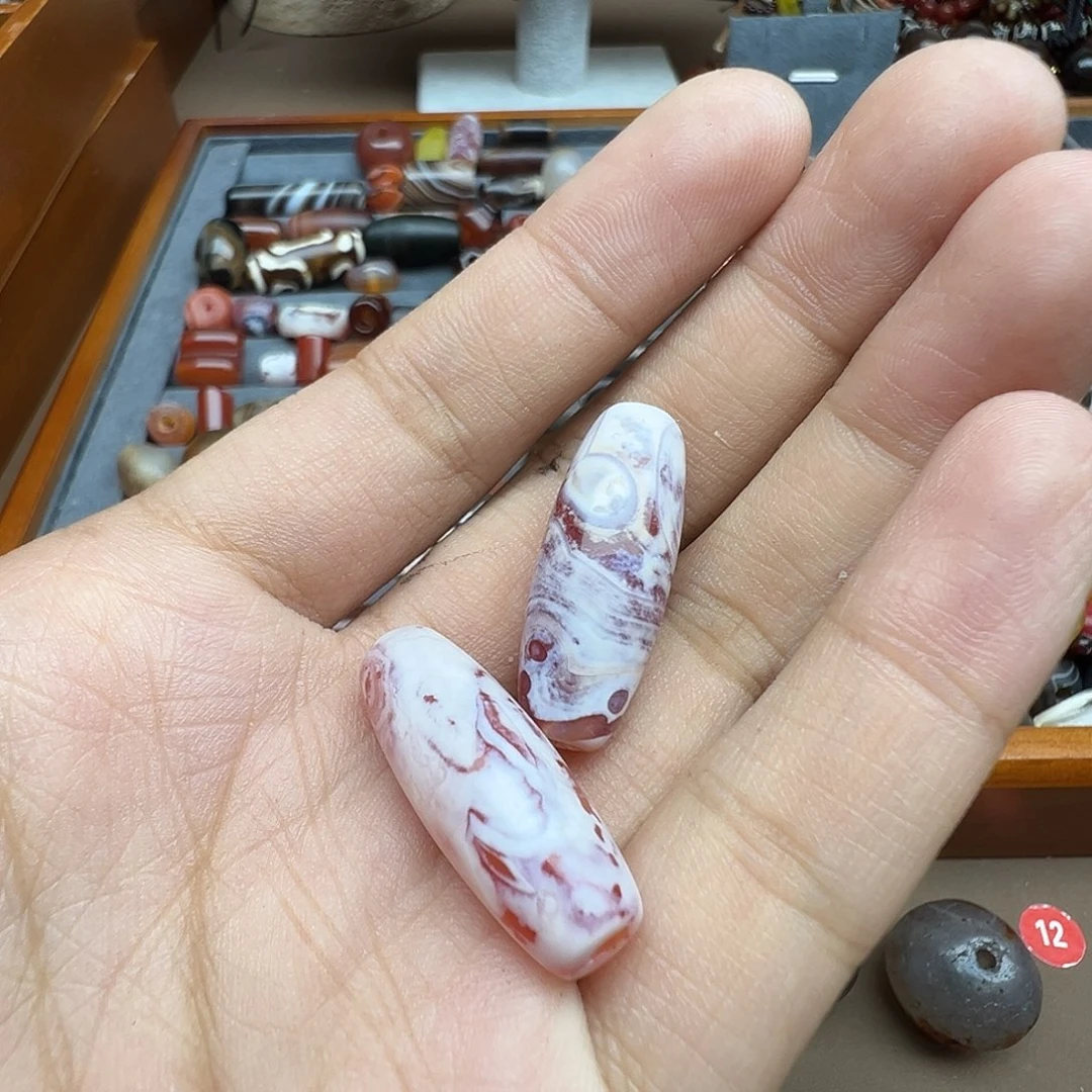 阳***光玛瑙/玉髓未镶嵌珠宝半成品