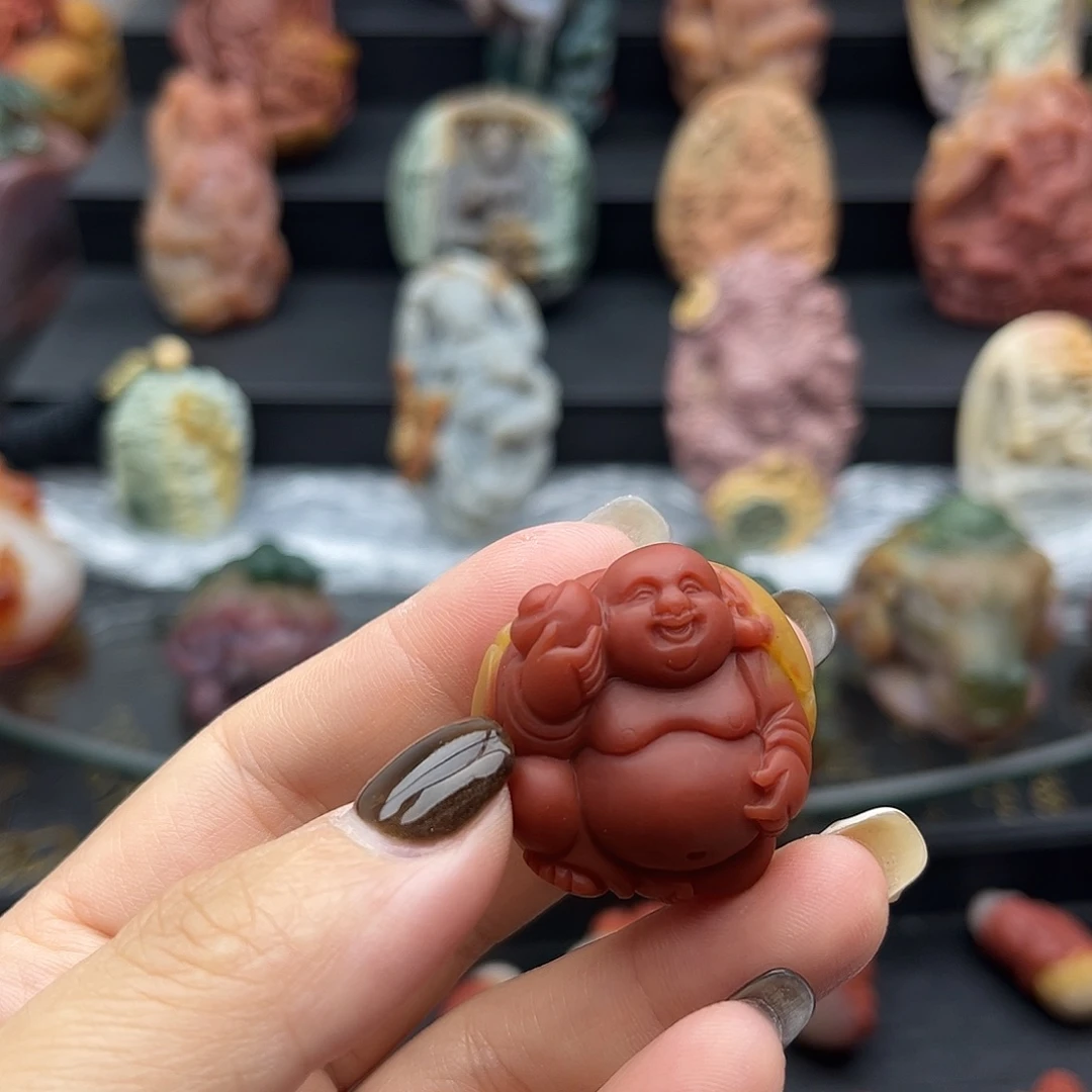 石英质玉未镶嵌颈饰