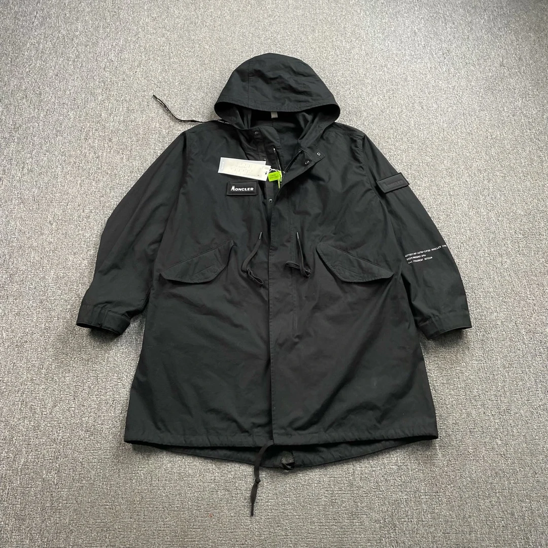 95新 MONCLER jp1222 蒙口 藤原浩联名黑色连帽大衣 2码 100353
