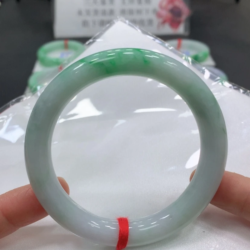 【闪购商品】翡翠手镯未镶嵌翡翠