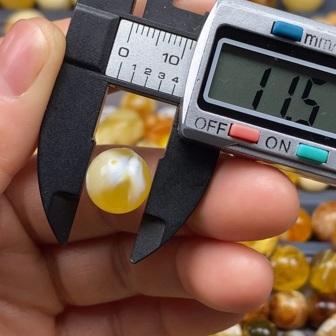 蜜蜡珠宝奇石未镶嵌