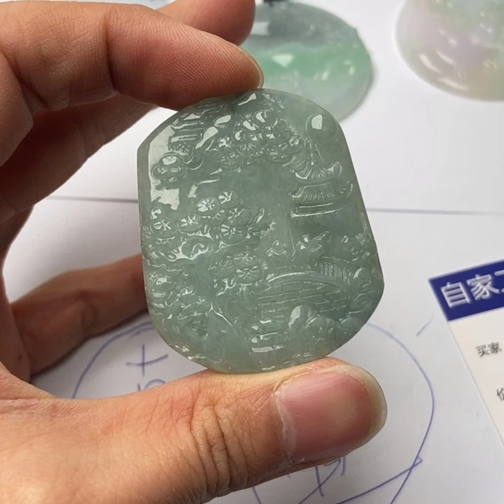 翡翠未镶嵌颈饰翡翠