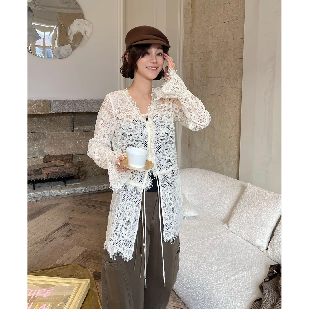 AVVENN 气质镂空抽绳上衣女25AW秋冬新款韩系花边长袖上衣INC