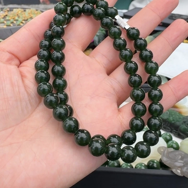 和田玉未镶嵌颈饰卡8