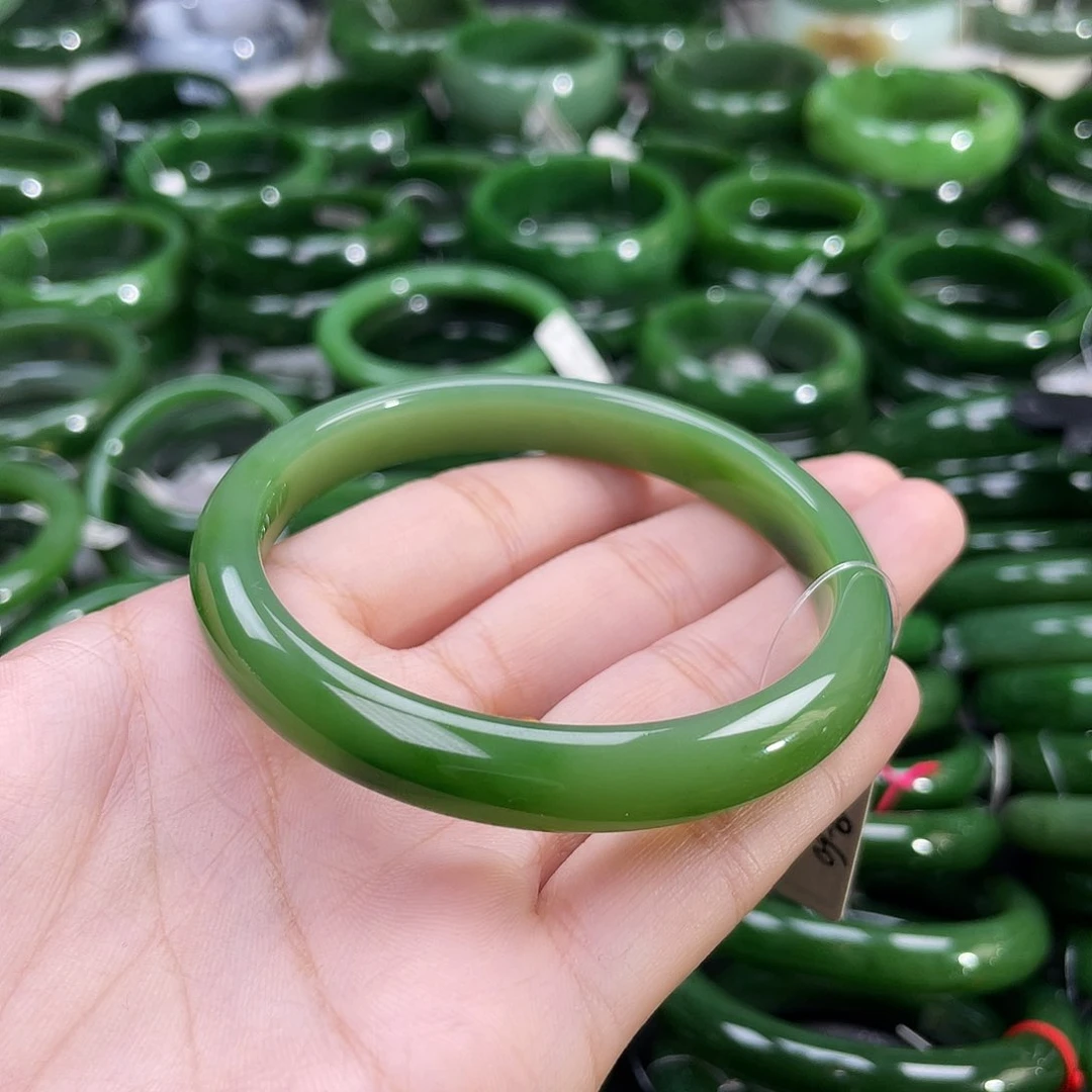 未镶嵌手镯和田玉（碧玉）