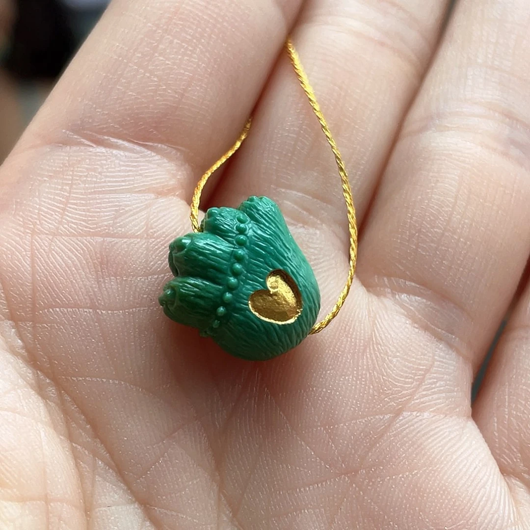 绿松石未镶嵌颈饰