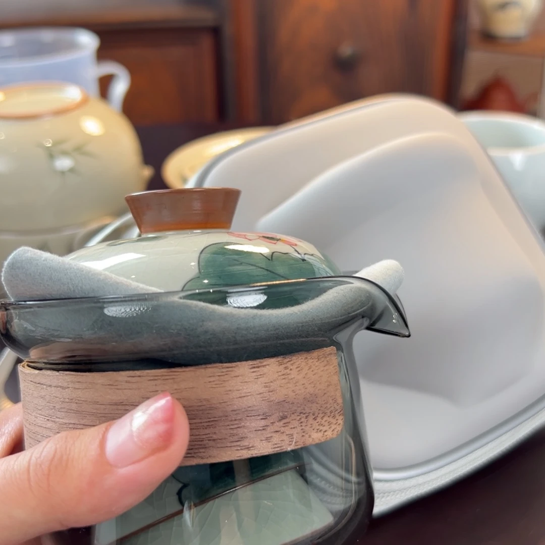 茶具等产品的生产和销售为